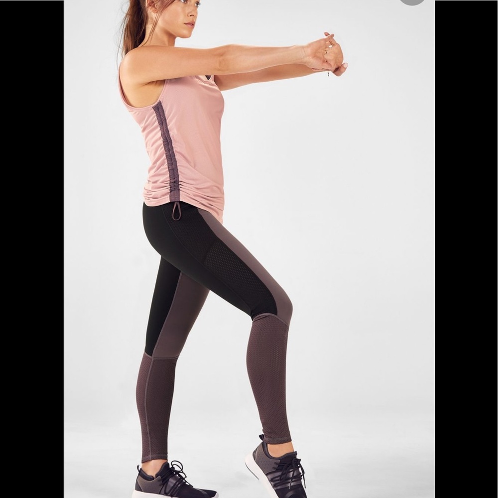 Fabletics Powerhold performance leggings Medium/Tall 29in - Shadow/ Black